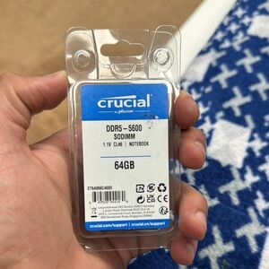 Crucial DDR5-5600 SODIMM 64GB - Blue